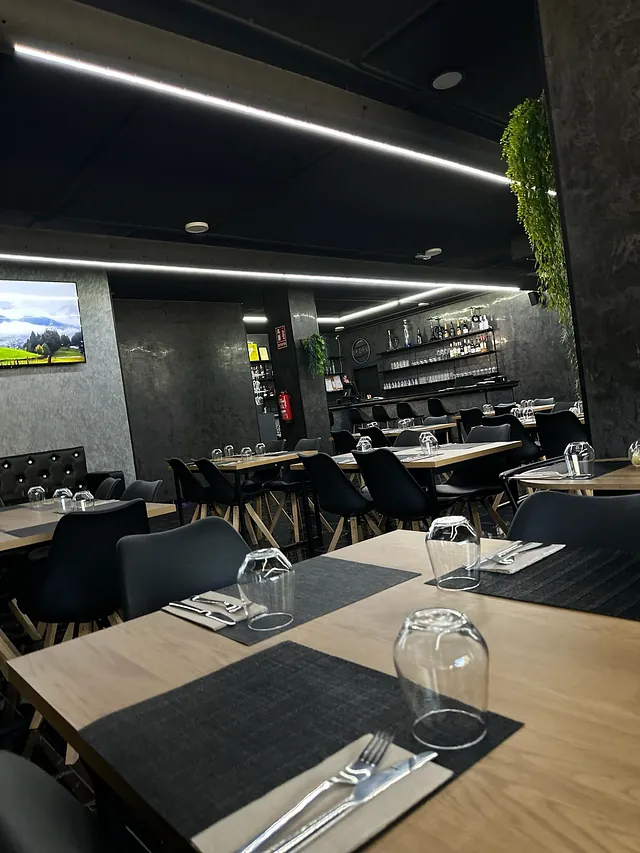 Diamante Luxury Hookah Restaurant
